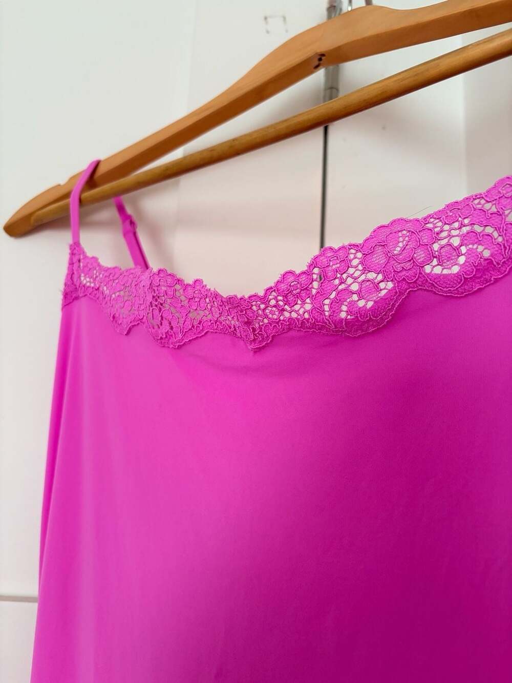SKIMS Fits Everybody Lace Long Slip Dress in Bubble Gum Size Medium - Picture 6 of 6
